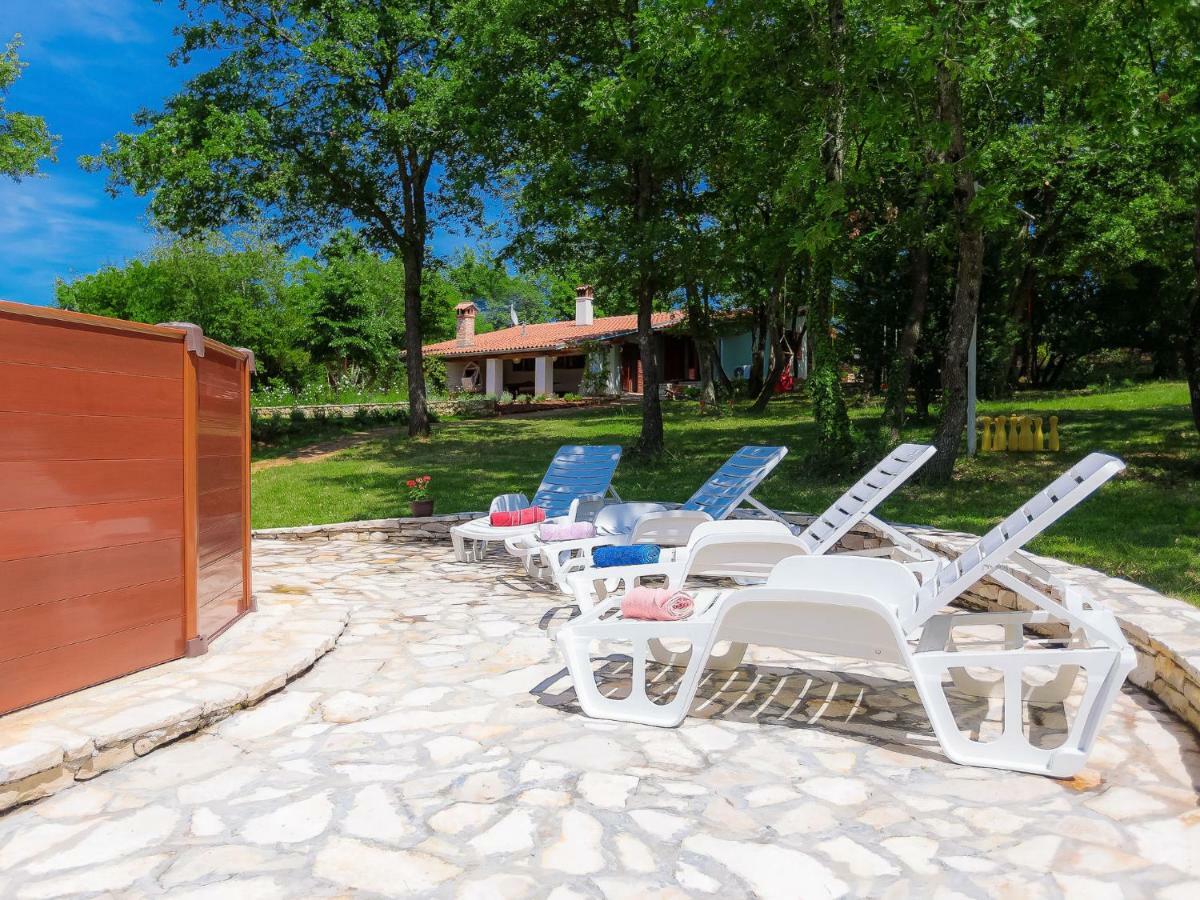 Holiday Home Country House D&D By Interhome Pula Exterior photo